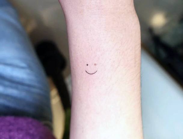Art Smiley Face Tattoo Designs For Girls