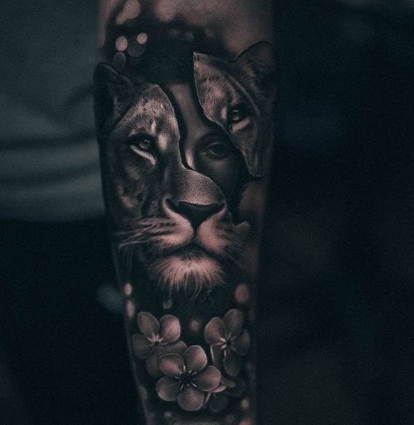 Artistic Lioness Tattoo On Woman