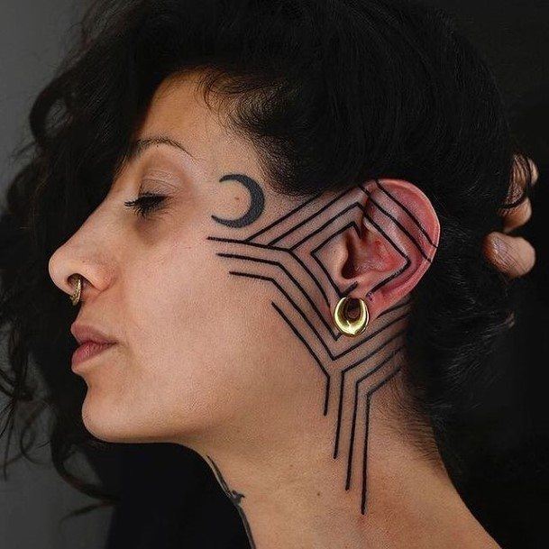 Artistic Unique Tattoo On Woman