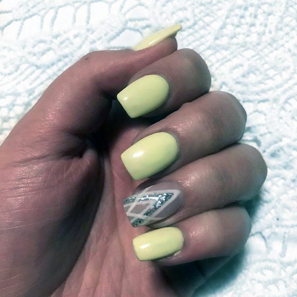 Ash Pale Yellow Nails With Geometric Accent For Women