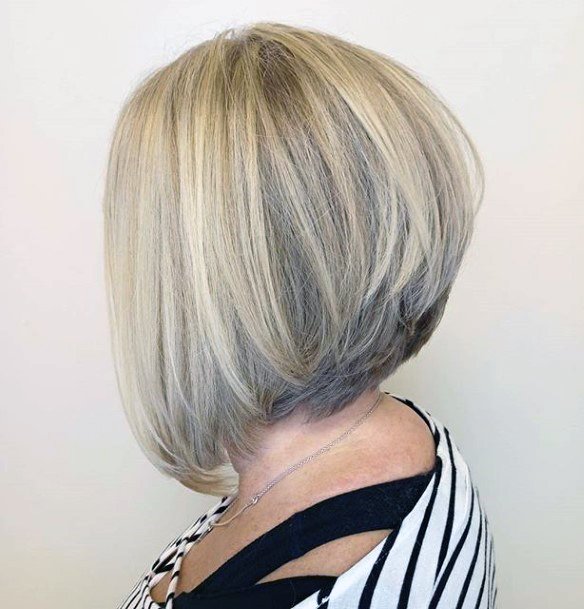 Assymetrical Lob Hairstyles For Over 50 With Round Face
