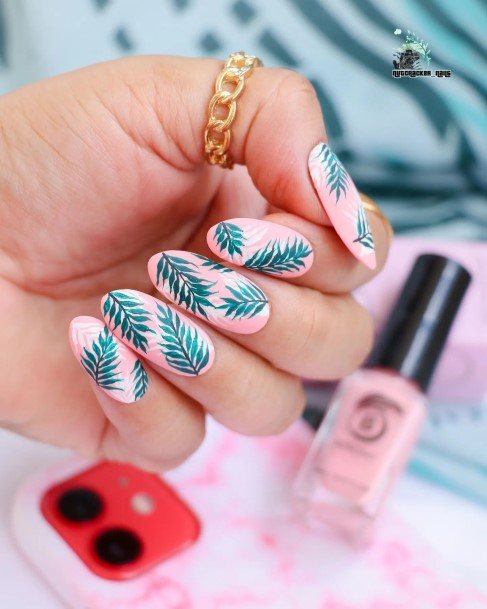 Astonishing Beach Nail For Girls