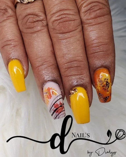 Astonishing Fall Leaf Nail For Girls