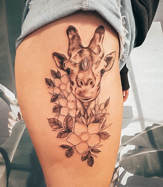 Astonishing Giraffe Tattoo For Girls Side Of Thigh