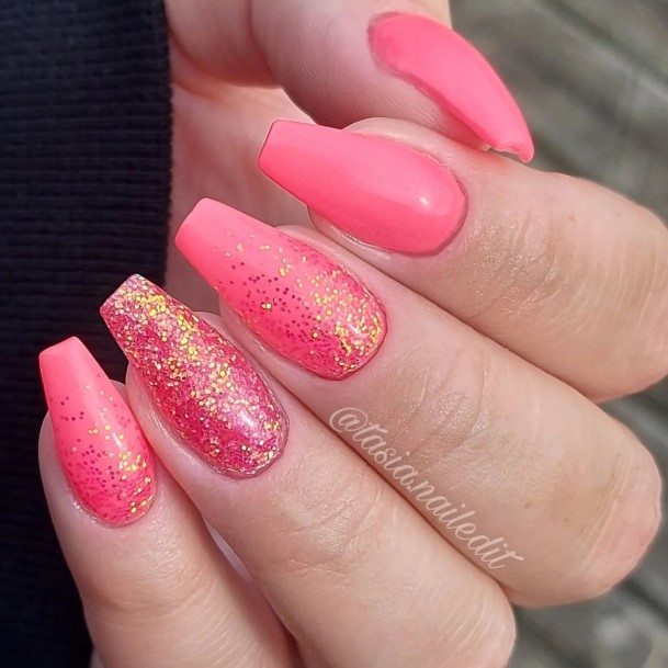 Astonishing Glitter Ombre Nail For Girls