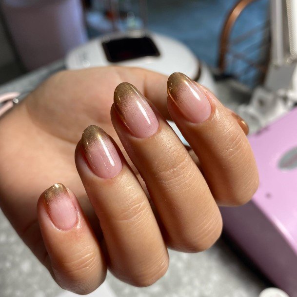 Astonishing Gold Ombre Nail For Girls