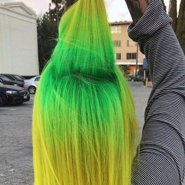 Astonishing Green Hairstyles For Girls