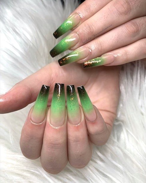 Astonishing Green Ombre Nail For Girls