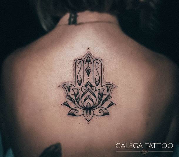 Astonishing Hamsa Tattoo For Girls