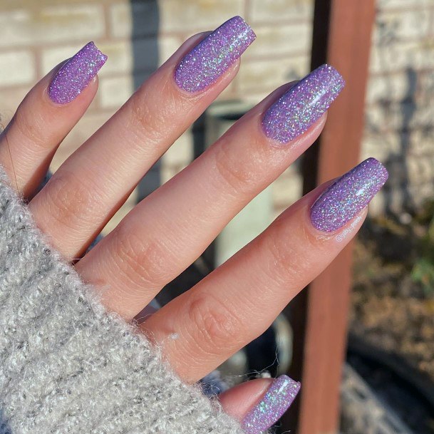 Astonishing Shimmer Nail For Girls