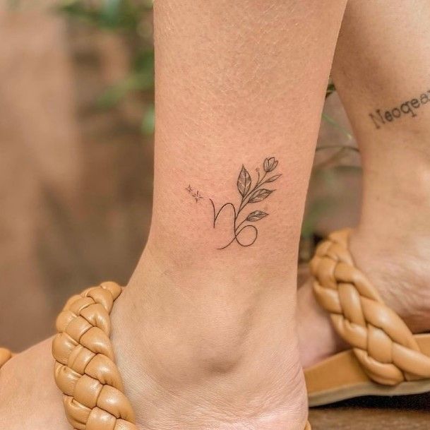 Astrological Awesome Capricorn Tattoos For Women Symbol On Leg