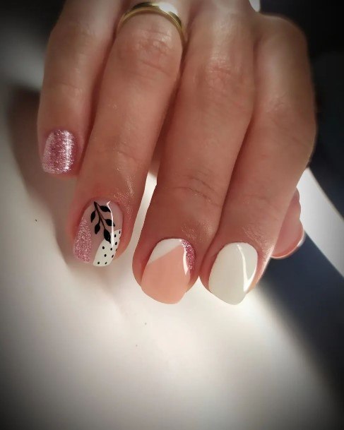 Attractive Girls Nail Peach With Glitter