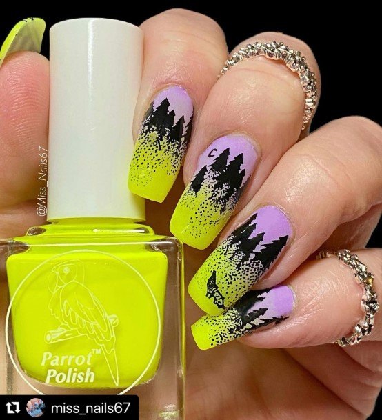Attractive Girls Nail Purple And Yellow