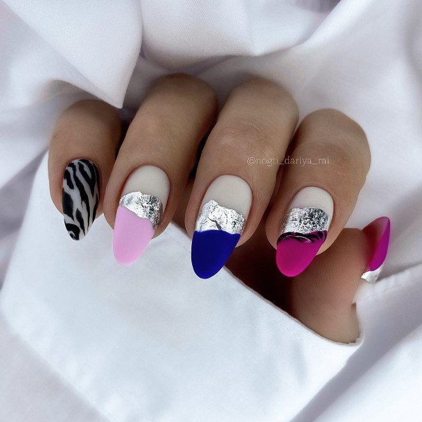 Attractive Girls Nail Short Pink And White