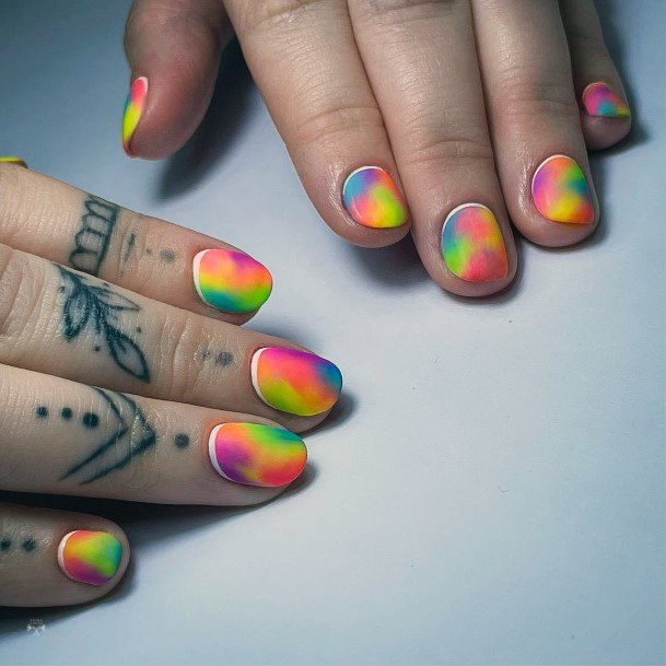 Attractive Girls Nail Short Summer