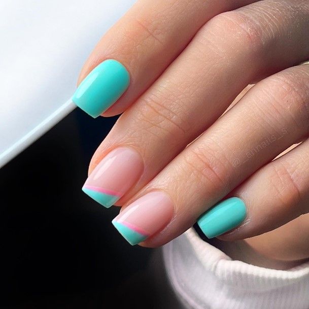 Attractive Girls Nail Turquoise Ombre