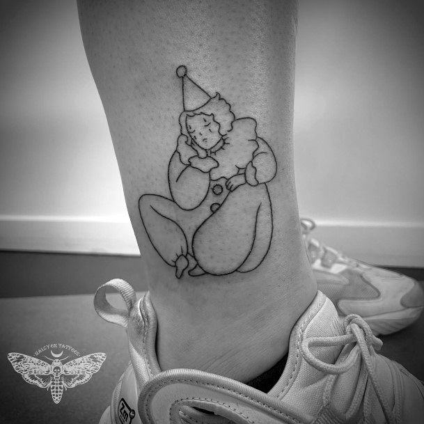 Attractive Girls Tattoo Clown