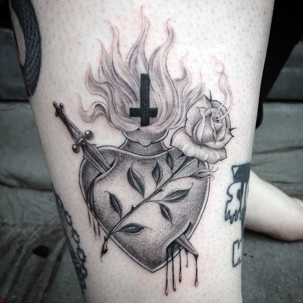 Attractive Girls Tattoo Dagger Heart