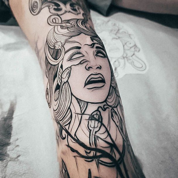 Attractive Girls Tattoo Medusa Leg