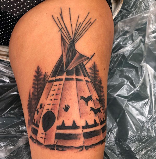 Attractive Girls Tattoo Tipi