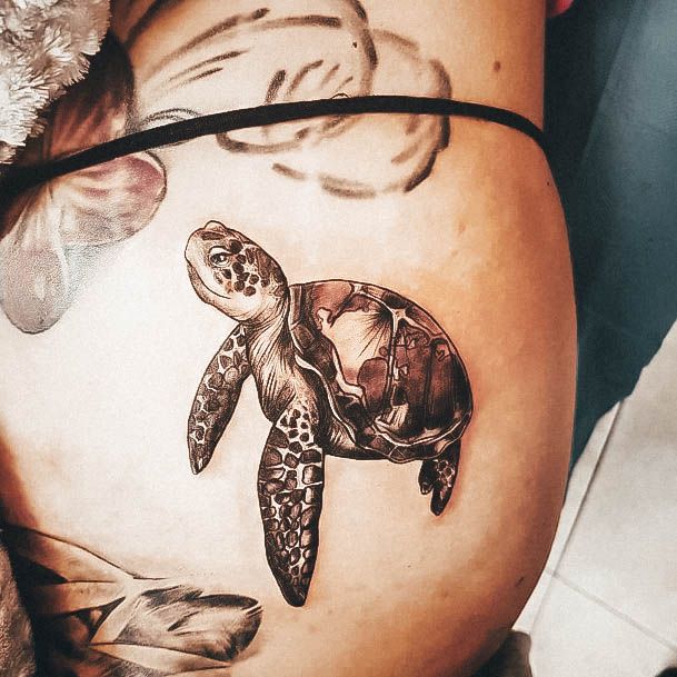 Attractive Girls Tattoo Turtle