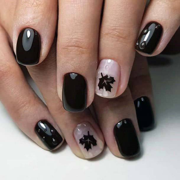Autumn Leaves With Embossed Dew On Nails Pretty Fall Art