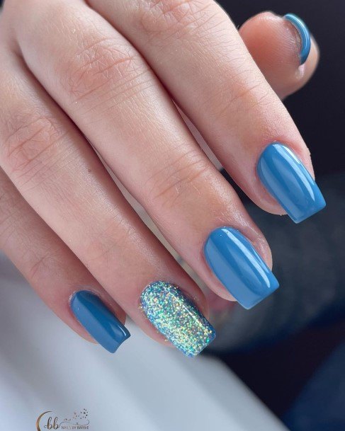 Awesome Blue Glitter Fingernails For Women