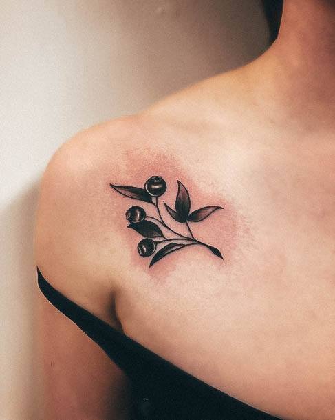 Awesome Blueberry Tattoos For Women