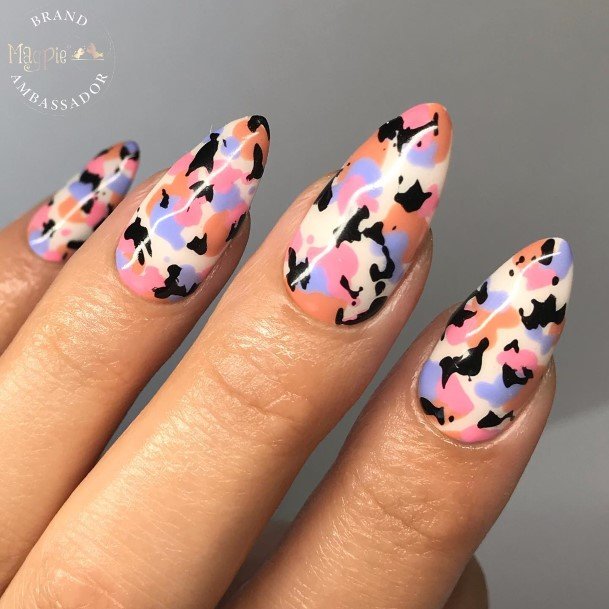 Awesome Camo Fingernails For Women