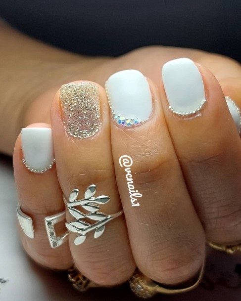 Awesome Caviar Nails For Women