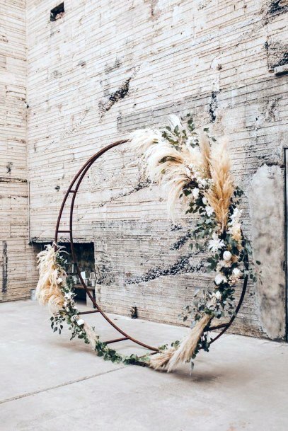 Awesome Circle Floral Decor October Wedding Inspiration Backdrop