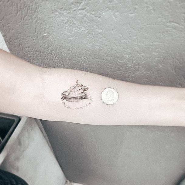 Awesome Clam Tattoos For Women