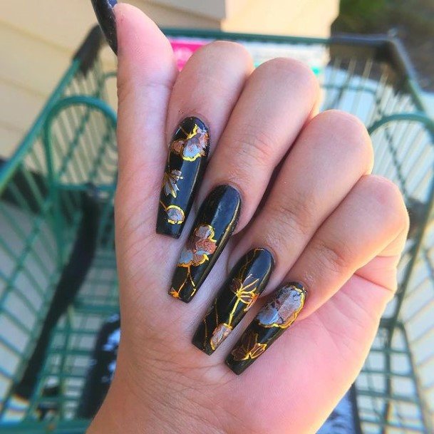 Awesome Dark Nails For Women