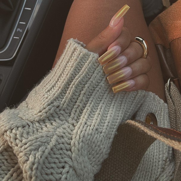 Awesome Gold Ombre Fingernails For Women