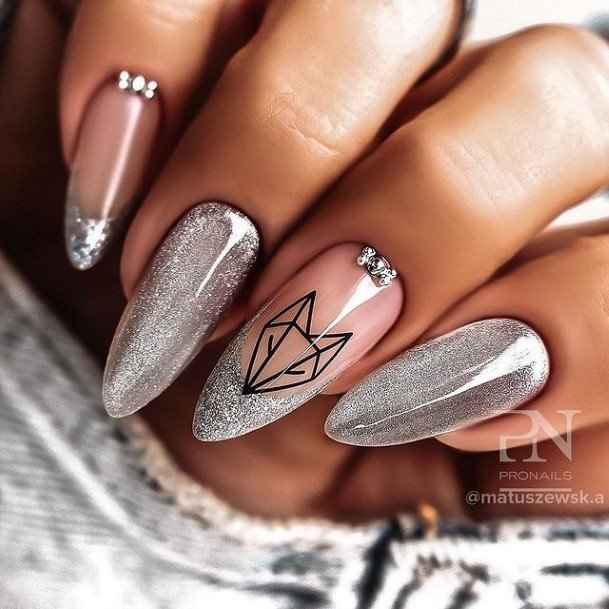 Awesome Grey Nails For Women