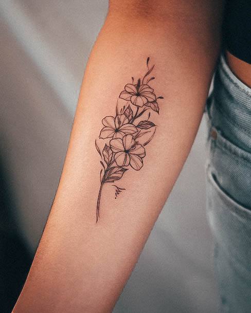 Awesome Hibiscus Tattoos For Women