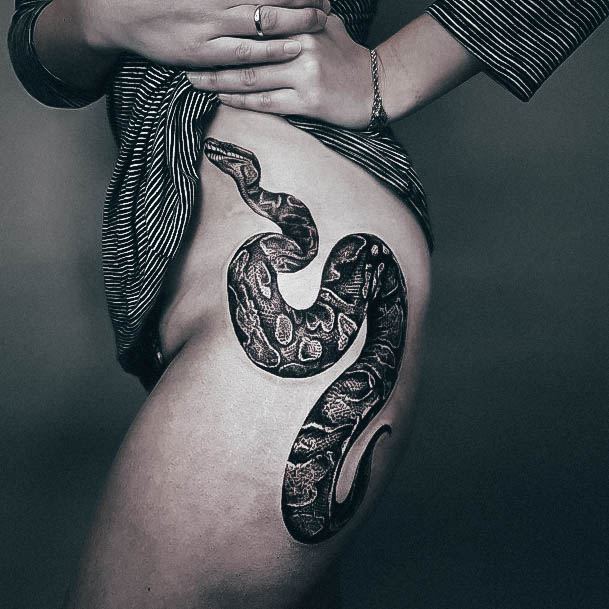 Awesome Hip Tattoos For Women Snake