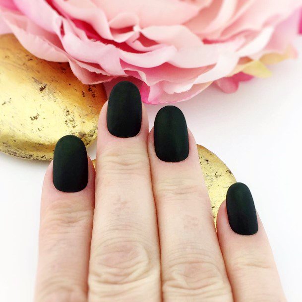 Awesome Hunter Green Fingernails For Women