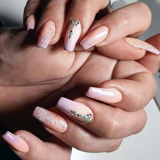 Awesome Jewelled Pattern On Light Pink Nails