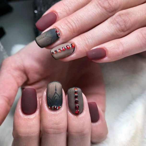 Awesome Maroon And Black Fingernails For Women