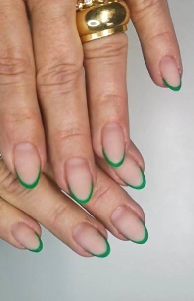 Awesome Matte Green Nails For Women