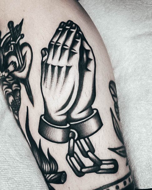 Awesome Praying Hands Tattoos For Women With Hand Chains