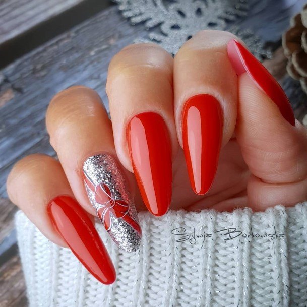 Awesome Red And Grey Fingernails For Women