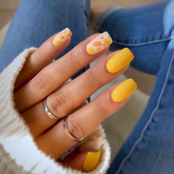 Awesome Short Yellow Fingernails For Women