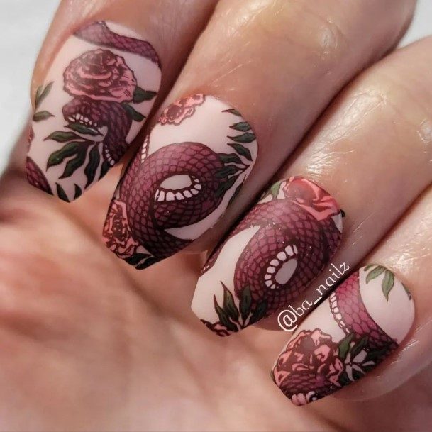 Awesome Snake Nails For Women