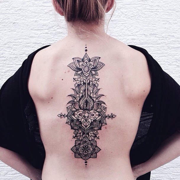 Awesome Women's Back Tattoo