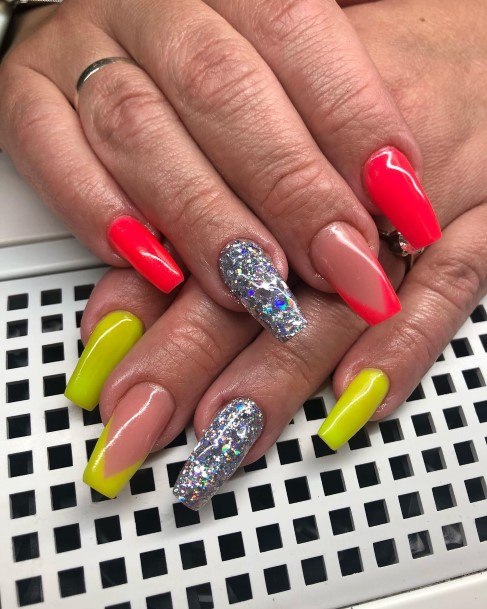 Awesome Yellow With Diamonds Fingernails For Women