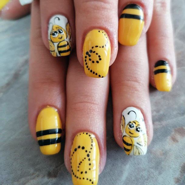 Baby Bee Art On Yellow Nails Women