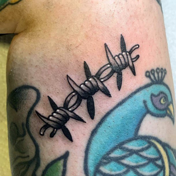 Barbed Wire Womens Tattoo Designs