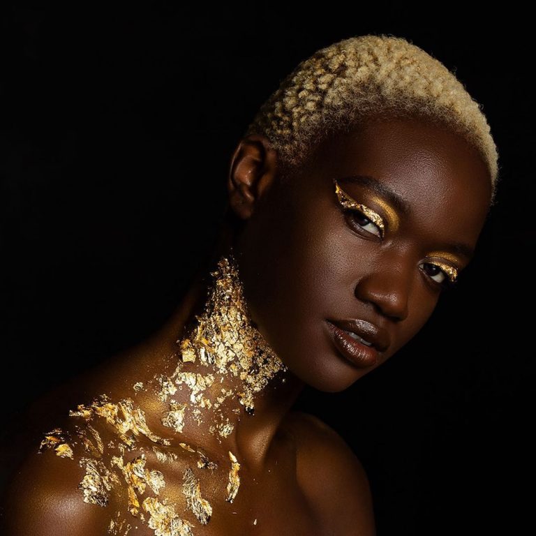 Top 50 Best Gold Makeup Looks For Women Shimmering Designs